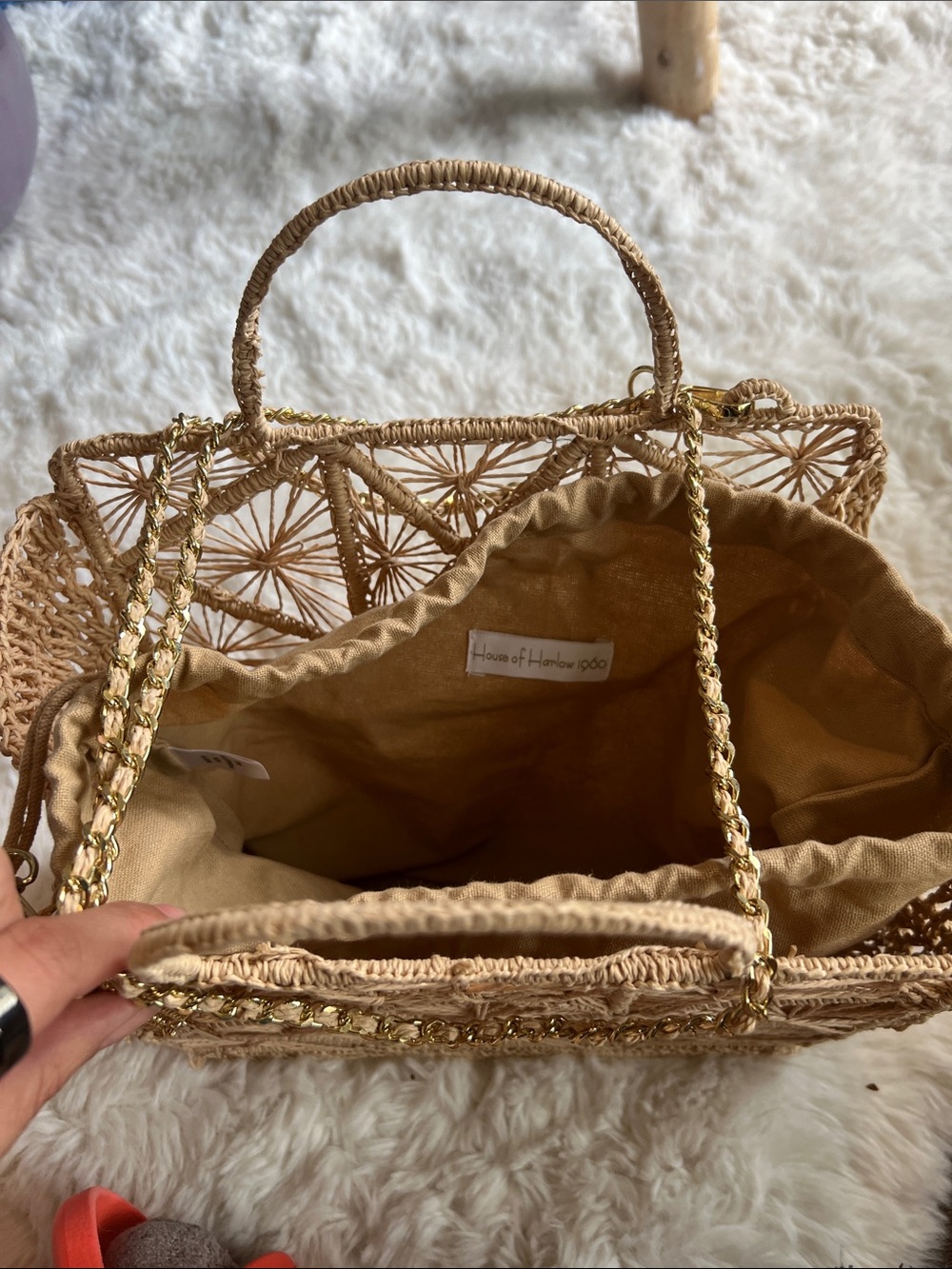 House of Harlow 1960 hand-woven raffia bag with goal chain - Picture 2 of 3